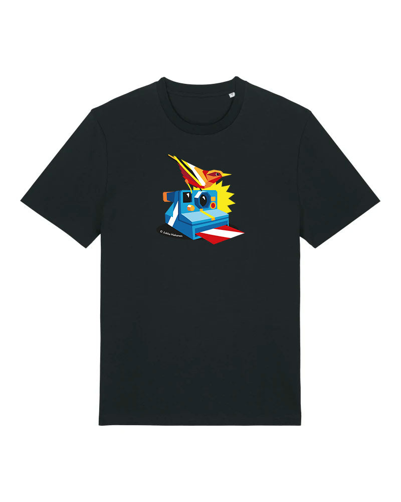 T-paita Jukka Hakasen teoksella Foto