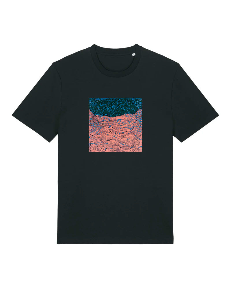 T-paita Mari Arvisen teoksella Syke